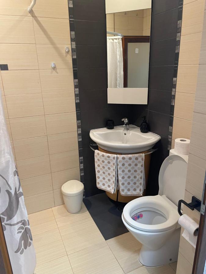 Geri Apartment Burgas Esterno foto
