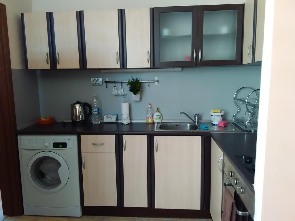 Geri Apartment Burgas Esterno foto